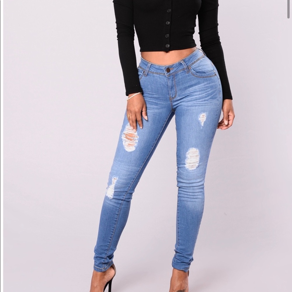 Fashion nova lift me up booty sculpting jeans